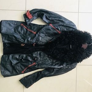 CUFFS FUR COAT JACKET 🧥 ⚫️